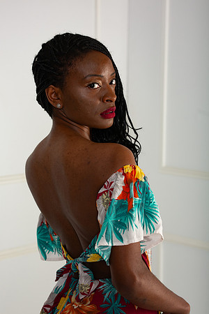 313-Suzy Free