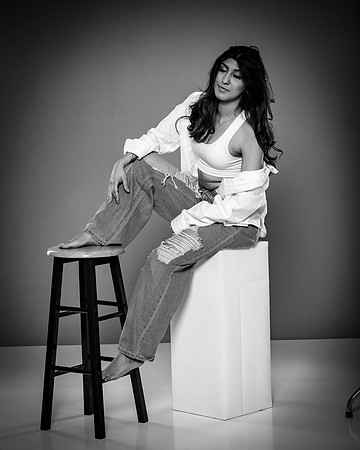 125-Natalie White Shirt Ripped Jeans
