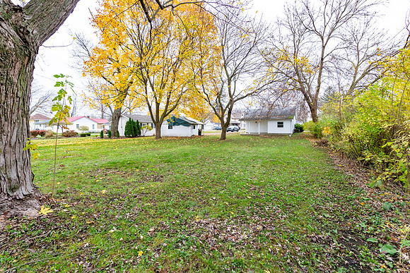 121-706 N Main-Nappanee-HDR