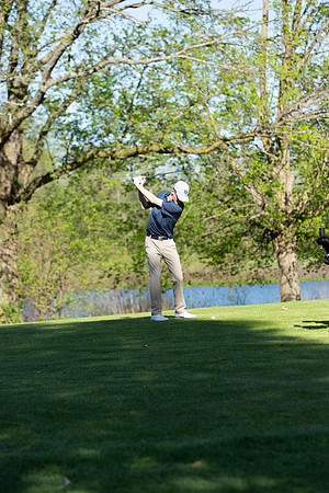 136-Hunter Golf Match