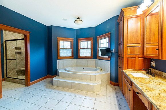 51-21446 Edgefield Ct
