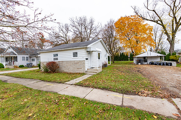 86-706 N Main-Nappanee-HDR