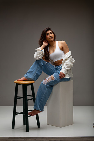 113-Natalie White Shirt Ripped Jeans