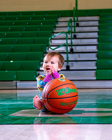 215-NHS Winter 2024 Basketball Girls