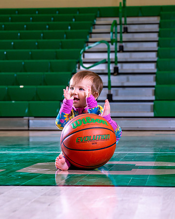 214-NHS Winter 2024 Basketball Girls
