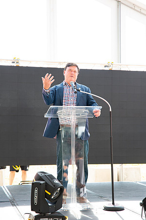 285-Arco Ribbon Cutting