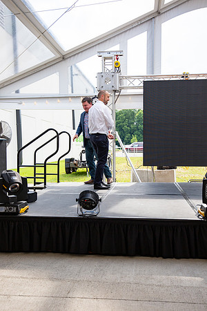 316-Arco Ribbon Cutting