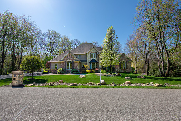 56428 Whispering Hill Dr_Bristol-500-2-HDR