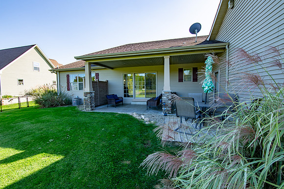 201-24865 Walton Dr-HDR