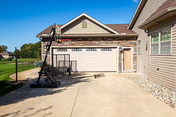 146-24865 Walton Dr-HDR