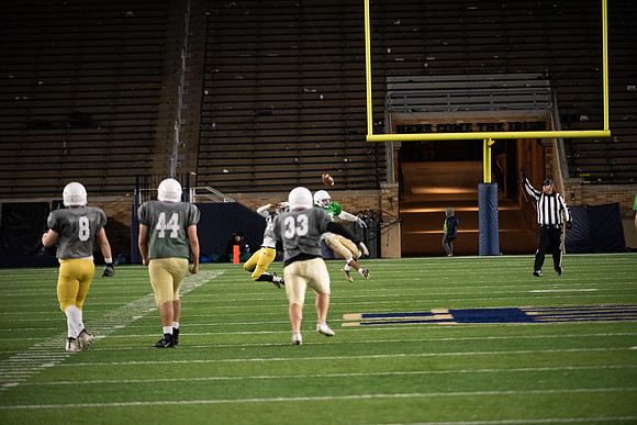 121-ND InterHall Football 2021