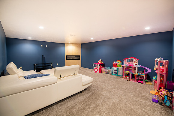 81-24865 Walton Dr-HDR