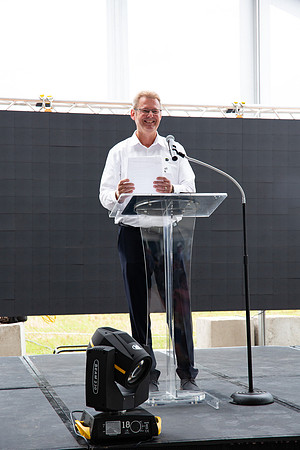 458-Arco Ribbon Cutting