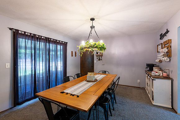 2-51115 Shady Lane