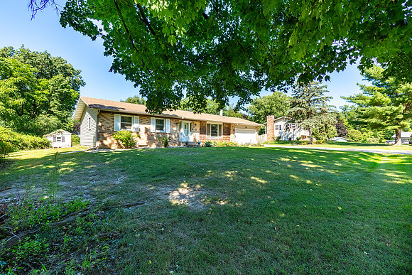 25-51115 Shady Lane