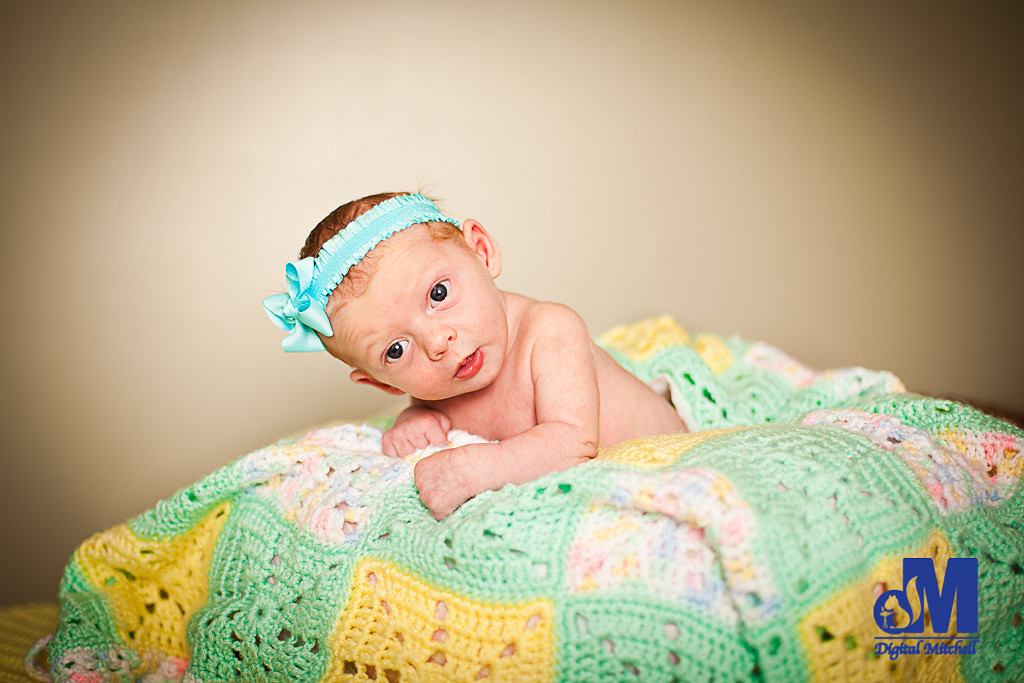 baby holding head up
