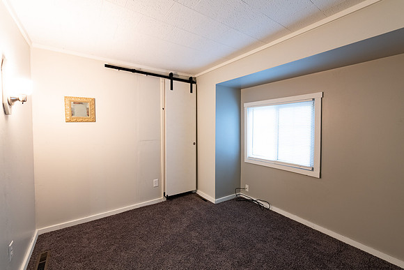 26-1717 Linden Ave-HDR