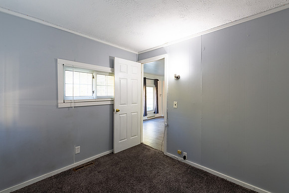 21-1717 Linden Ave-HDR