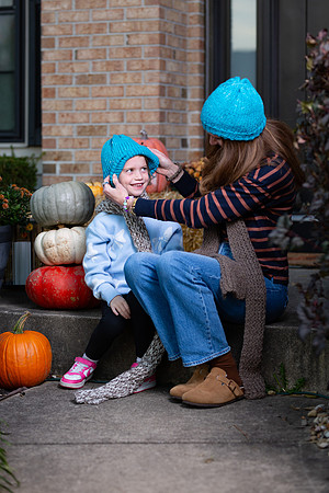 103-Lindas Hats