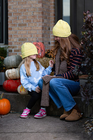 53-Lindas Hats