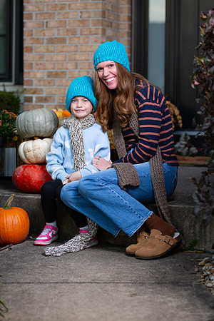 108-Lindas Hats