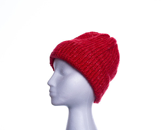 143-Lindas Hats-2
