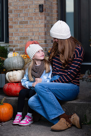 10-Lindas Hats