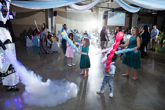 1322-Azaret Quince