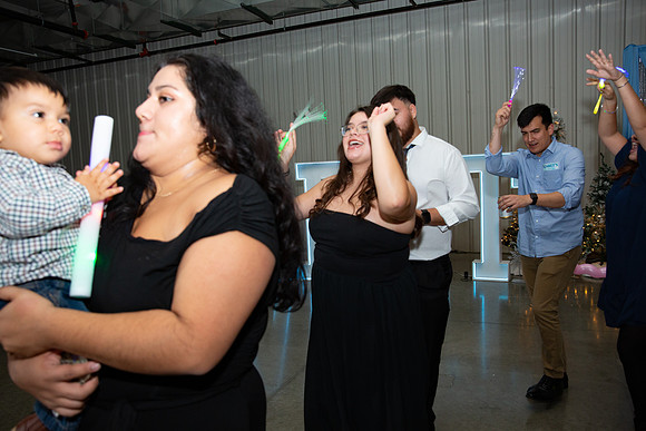 1346-Azaret Quince