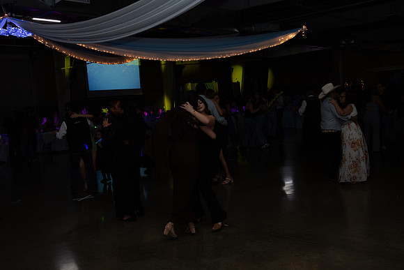 1358-Azaret Quince