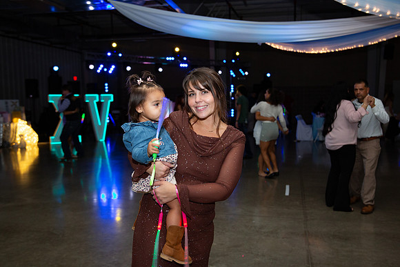 1367-Azaret Quince