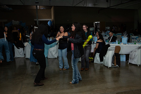 1373-Azaret Quince