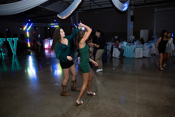 1378-Azaret Quince