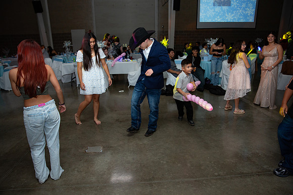 1379-Azaret Quince