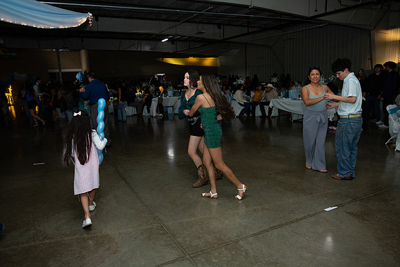 1383-Azaret Quince