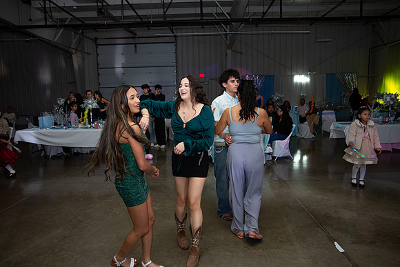 1384-Azaret Quince