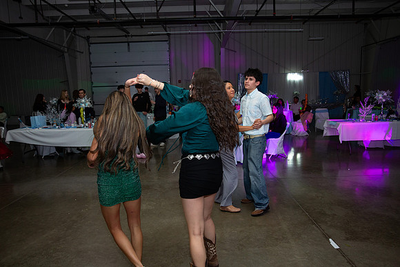 1386-Azaret Quince