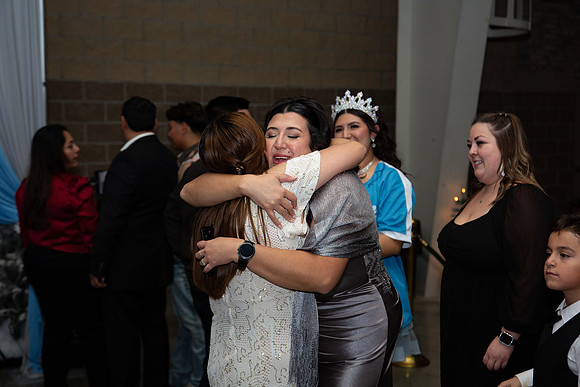 1389-Azaret Quince