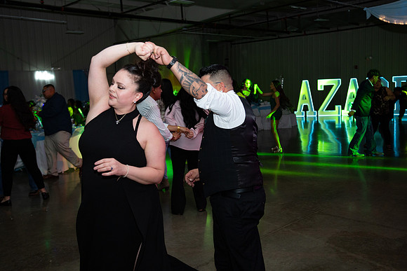 1406-Azaret Quince