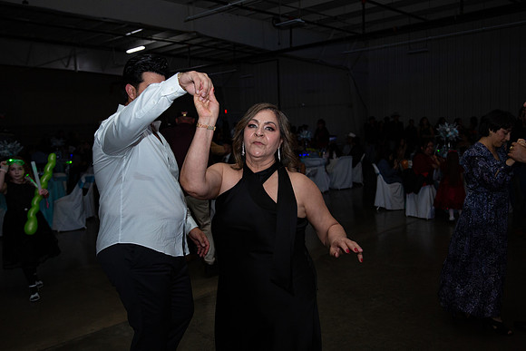 1407-Azaret Quince