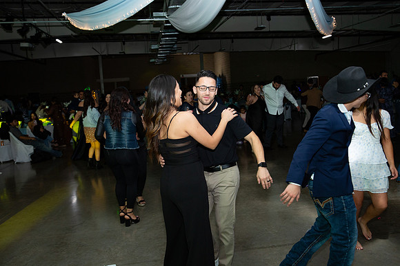 1414-Azaret Quince