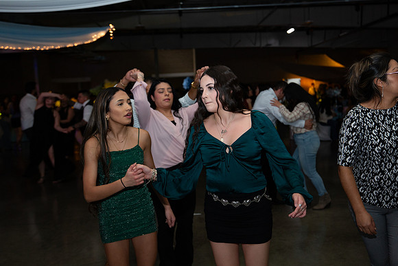 1417-Azaret Quince