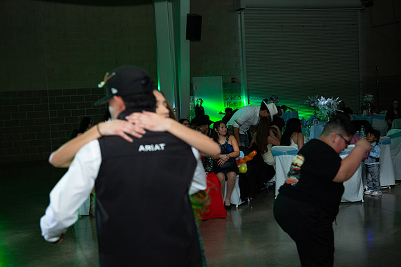 1439-Azaret Quince