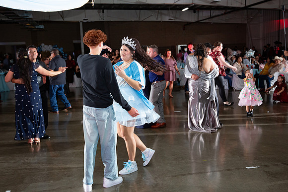 1478-Azaret Quince