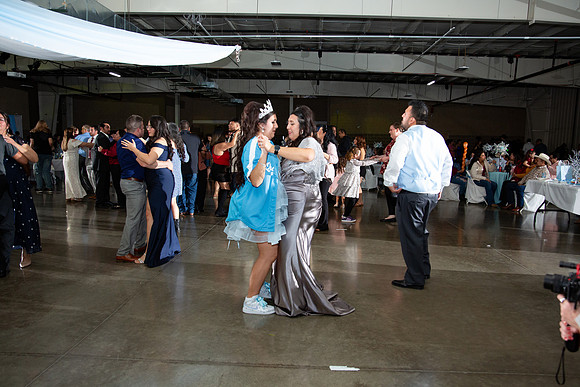 1481-Azaret Quince