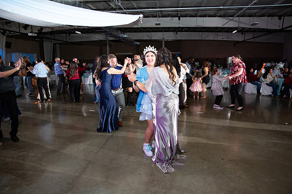 1483-Azaret Quince