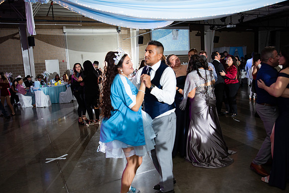 1494-Azaret Quince