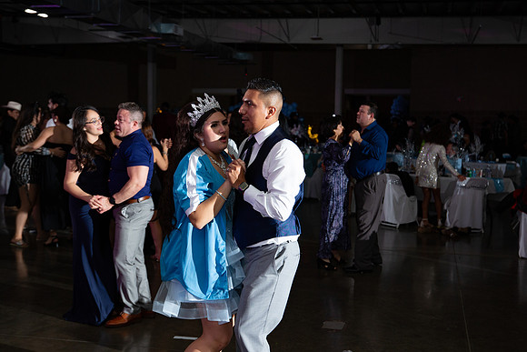 1504-Azaret Quince