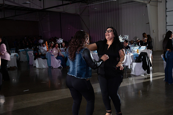 1506-Azaret Quince