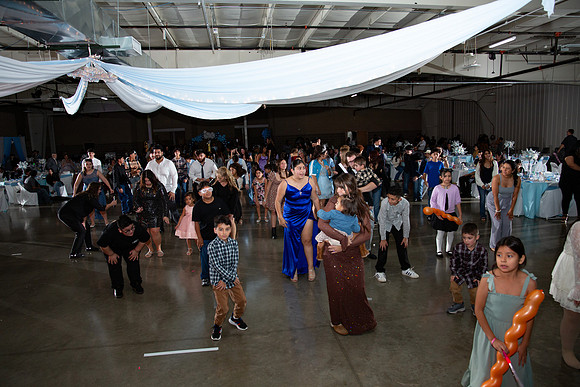 1544-Azaret Quince